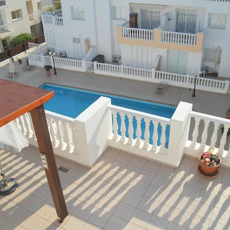 Kapparis Penthouse Apartamento Paralimni Exterior foto