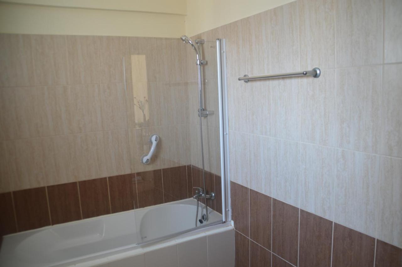 Kapparis Penthouse Apartamento Paralimni Exterior foto